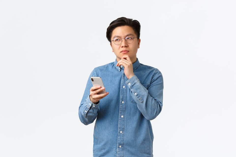 Trả chậm thẻ tín dụng có bị nợ xấu không?